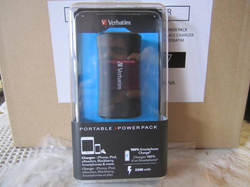 lot 77 image: Lot of 6 Verbatim Portable Power Pa...