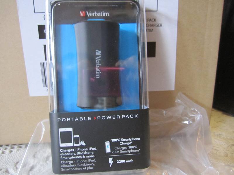 lot 78 image: Lot of 6 Verbatim Portable Power Pa...