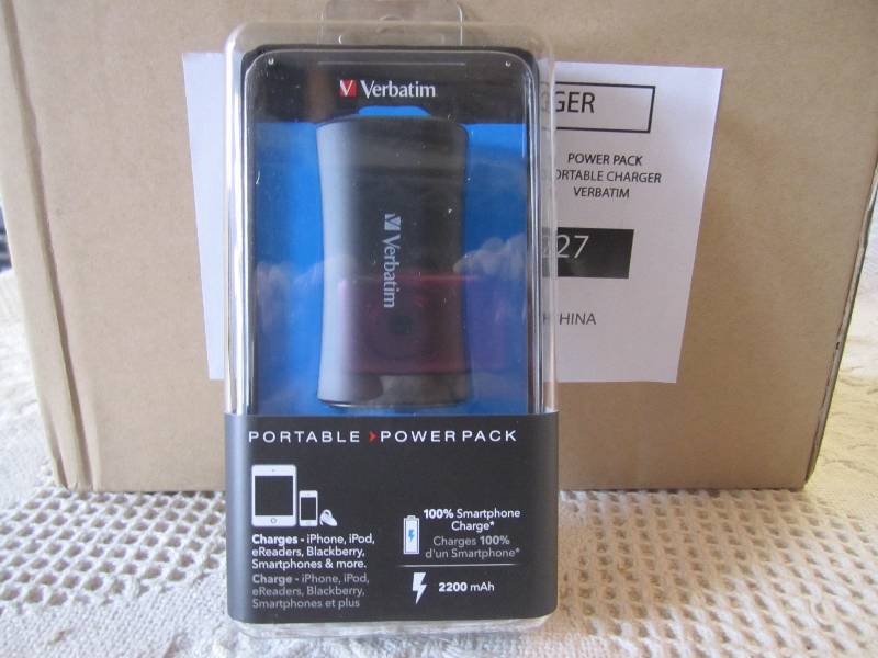 lot 113 image: Lot of 6 Verbatim Portable Power Pa...