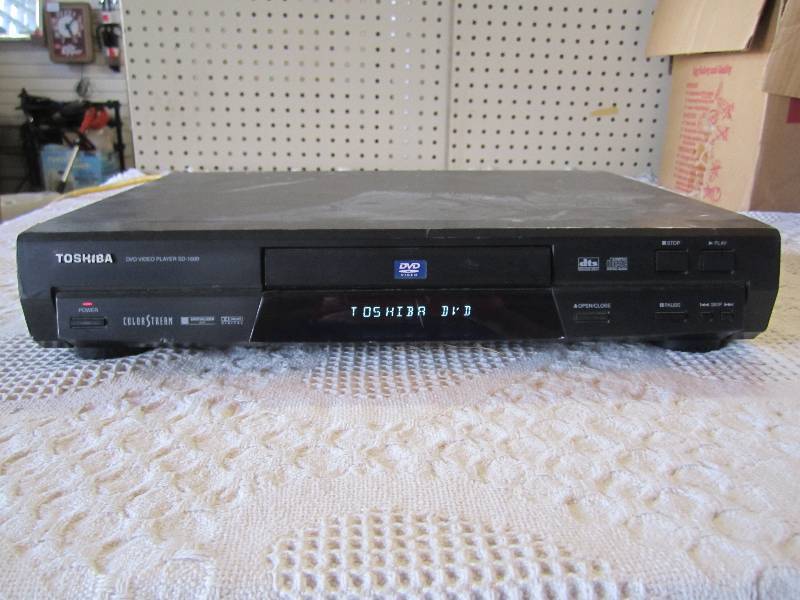lot 127 image: Toshiba DVD Video Player SD-1600 Po...