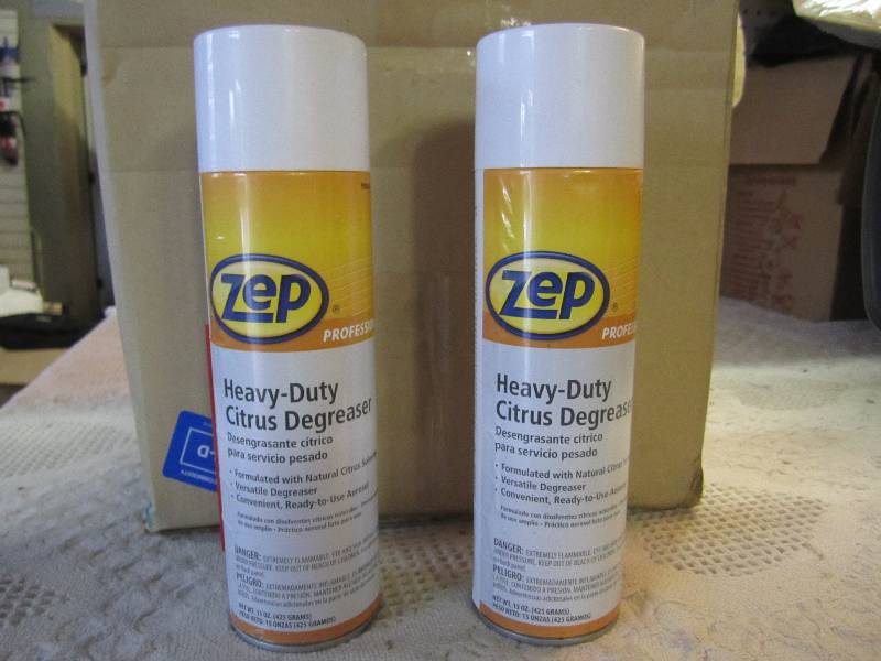 lot 185 image: Case of 12 Zep Professional Heavy-D...