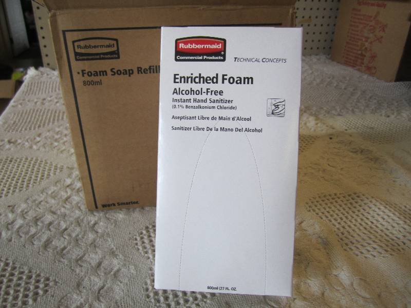 lot 194 image: Case of 6 Rubbermaid Enriched Foam ...