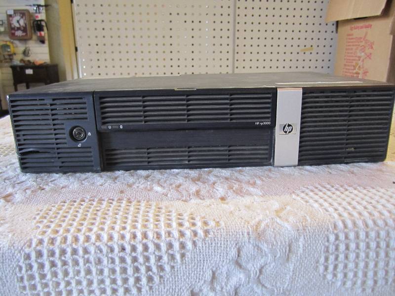 lot 291 image: HP rp3000 DVD Multi Player Untested...