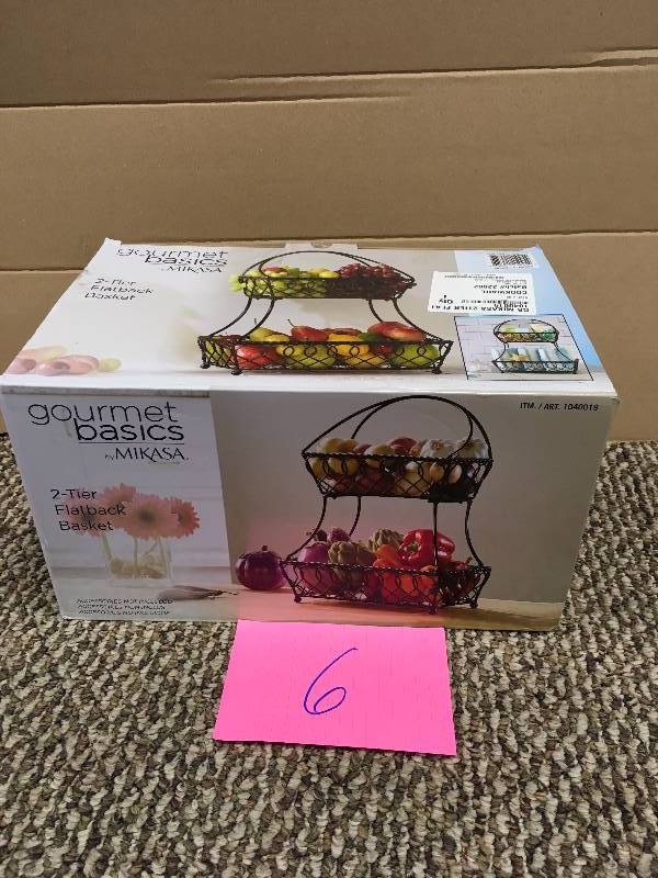 Mikasa Gourmet Basics 2-Tier Flatback Basket Display Fruit Kitchen Antique Wire never used