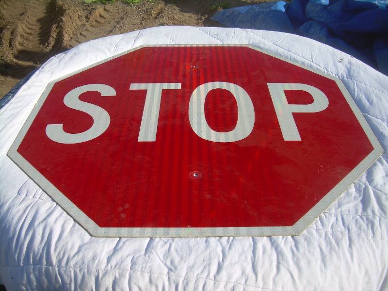 STOP SIGN