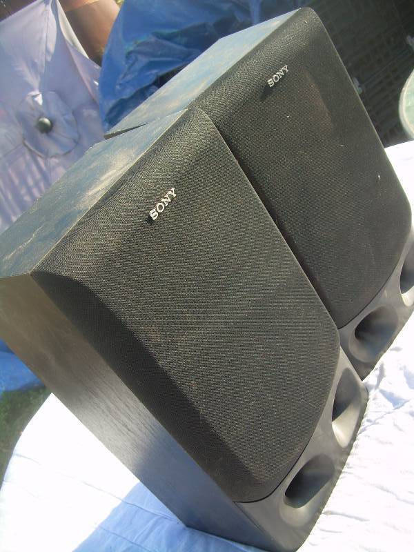 2 SONY WOOD CASED SPEAKERS