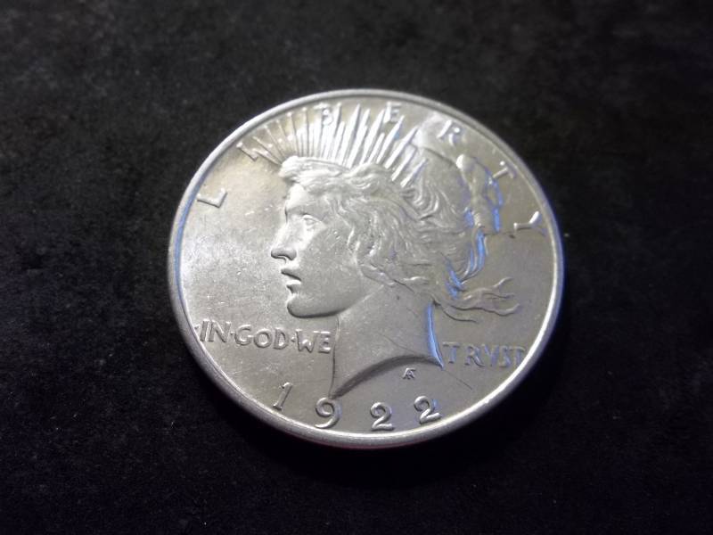1922 D  Silver Peace Dollar