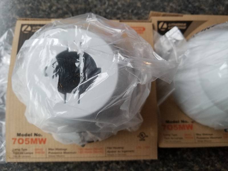 lot 120 image: Electrical - Lot - (6) Floodlamps & (2) 6 Recessed Trim