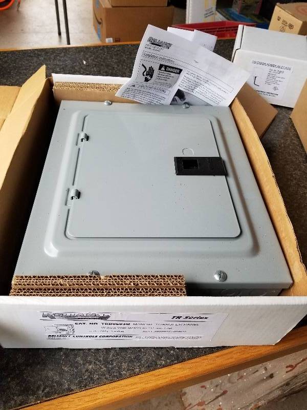 lot 61 image: Electrical - Reliance Transfer Switch for Generator - Manual Transfer Panel TRB0603D