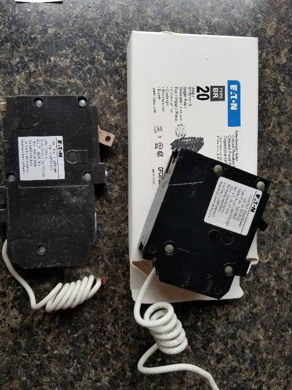 lot 76 image: Electrical - Lot - Eaton Circuit Breakers, 20Amp