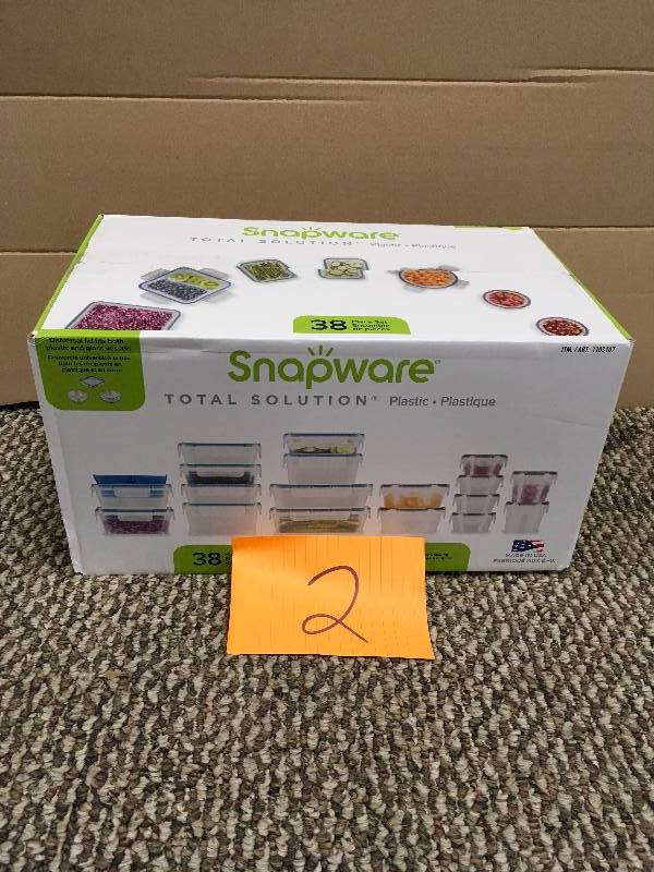 lot 2 image: Snapware Plastic Food Storage Set, 38 Pieces never used