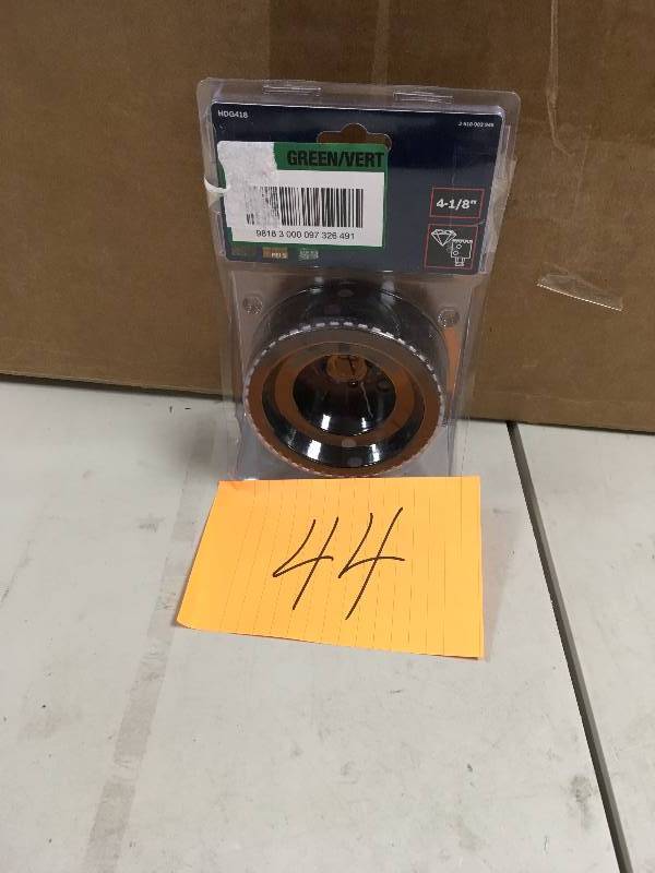 lot 44 image: Bosch - 4-18 In. Diamond Hole Saw never used MSRP $70