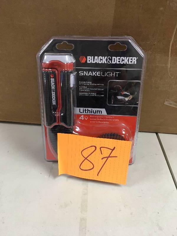 lot 87 image: Black Decker Bdcf4sl 4-volt Max Lithium-ion Rechargeable Snakelight never used MSRP $200