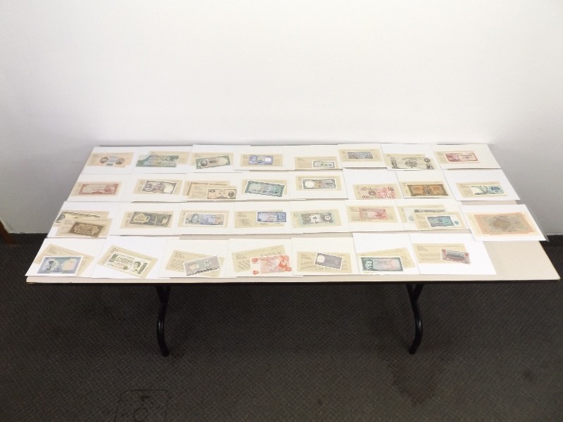 Gem MINT Uncirculated Misc. Countries Foreign Notes