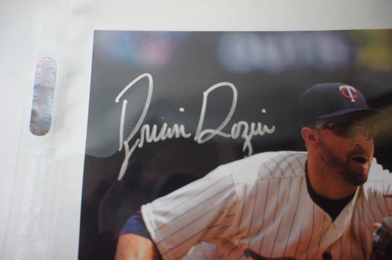 BRIAN DOZIER AUTOGRAPHED 8 X 10 PHOTO - OBTAINED AT  MINNESOTA TWINS FEST 2017