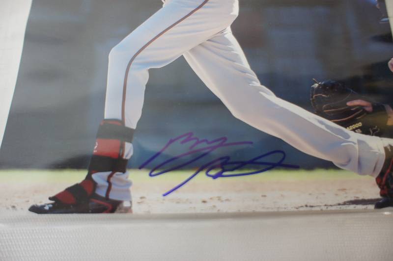 BYRON BUXTON AUTOGRAPHED 8 X 10 PHOTO  - OBTAINED AT  MINNESOTA TWINS FEST 2017
