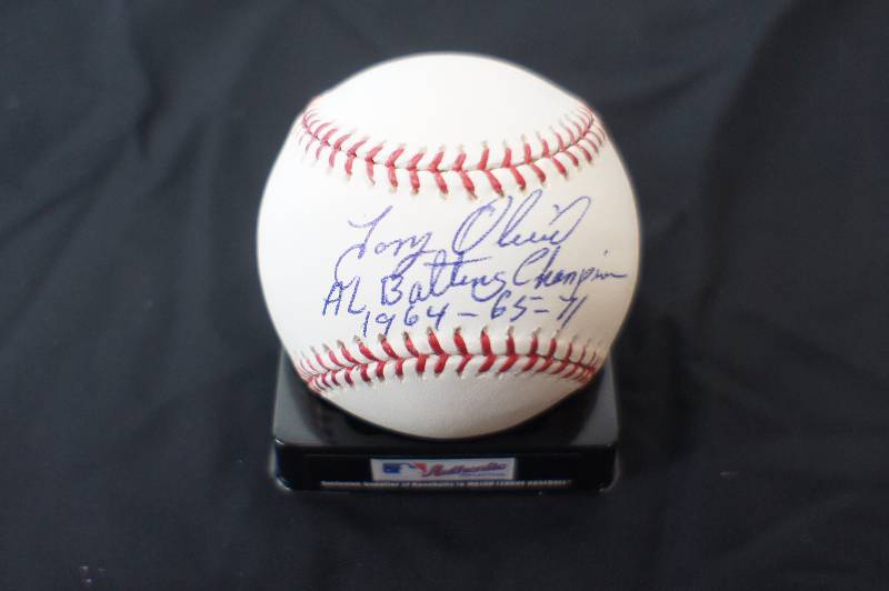 TONY OLIVA -  MLB AUTHENTIC  - AUTOGRAPHED BASEBALL BALL - INSCRIBED  AL BATTING CHAMPION 1964-65-71 -  OBTAINED AT  MN TWINS FEST 2017