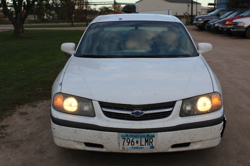 lot 1882 image: 2000 Chevrolet Impala