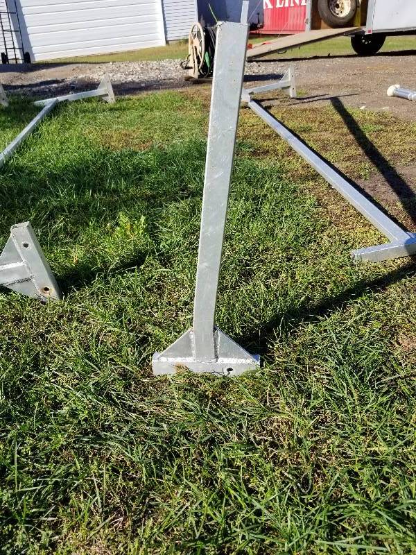 lot 26 image: Trailer Racking