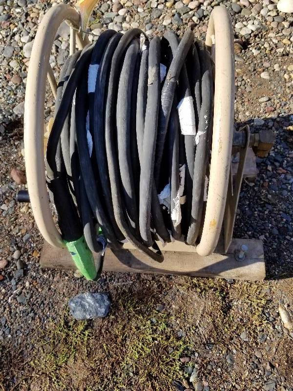 lot 30 image: Approximately 150 welding lead