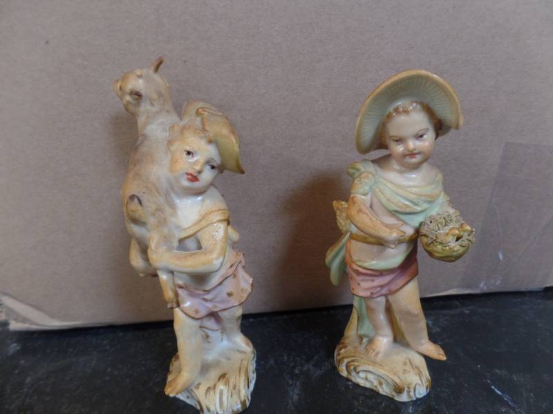lot 651 image: VERY OLD KPM FIGURINES