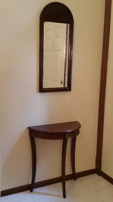 lot 6 image: Cherry Console Half Table & Mirror Set