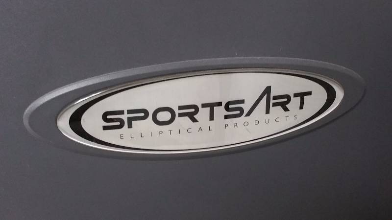 lot 12 image: SportsArt 805 P Elliptical Machine