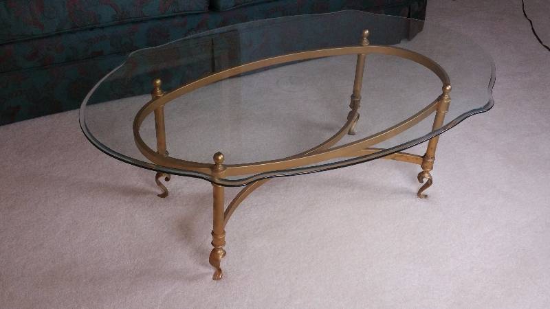 lot 26 image: Metal & Glass Coffee Table