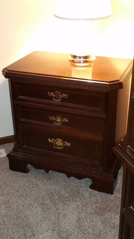 lot 44 image: Cherry Nightstand & Lamp