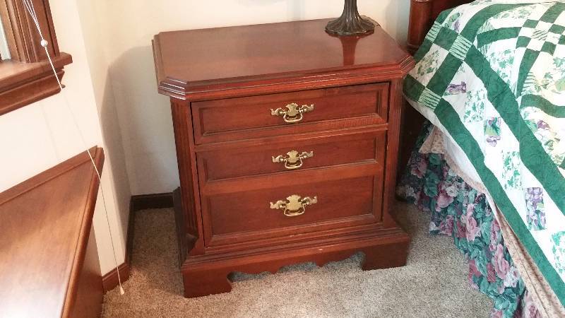 lot 51 image: Cherry Nightstand