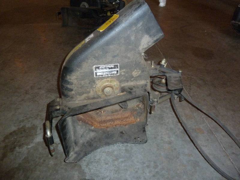 lot 36 image: John Deere Power Flow for 50 Mower