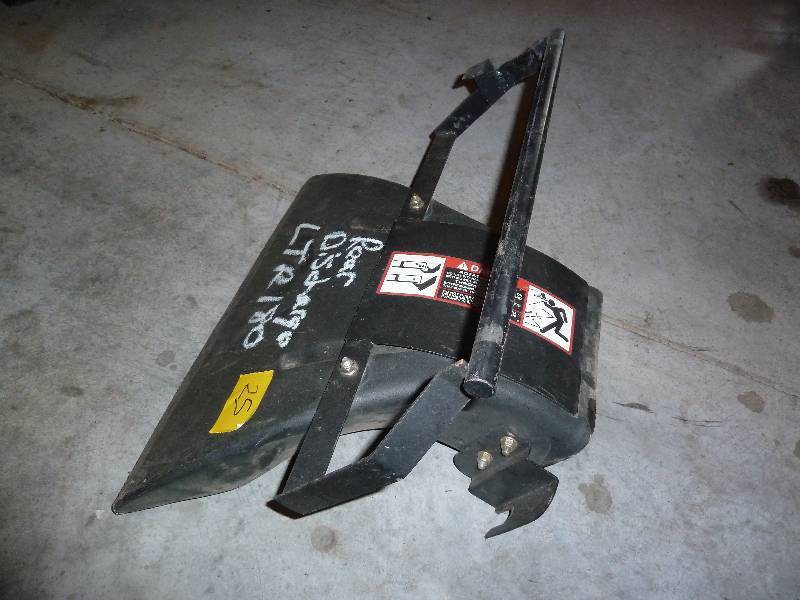 lot 25 image: John Deere LTR 180 Lawn Mower Rear Discharge Chute