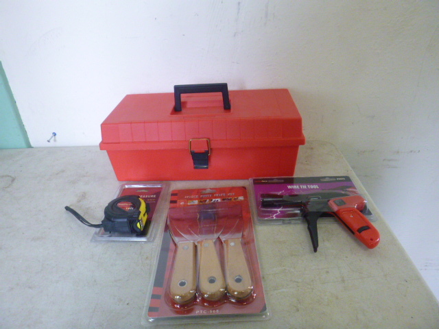 16 Plastic Toolbox