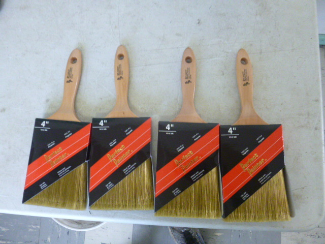 4 Paint Brushes