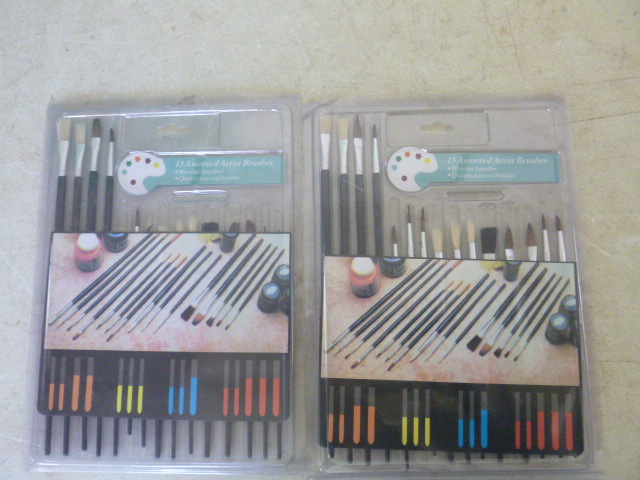2 Packs of Assorted Artist Brushes