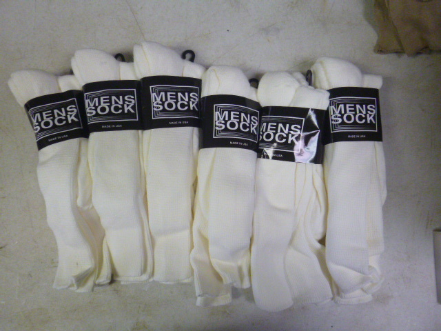 12 Pair of Mens Socks