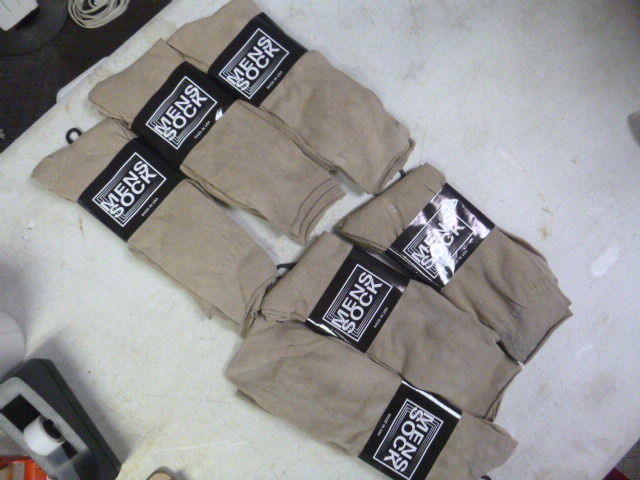 12 Pair of Mens Socks