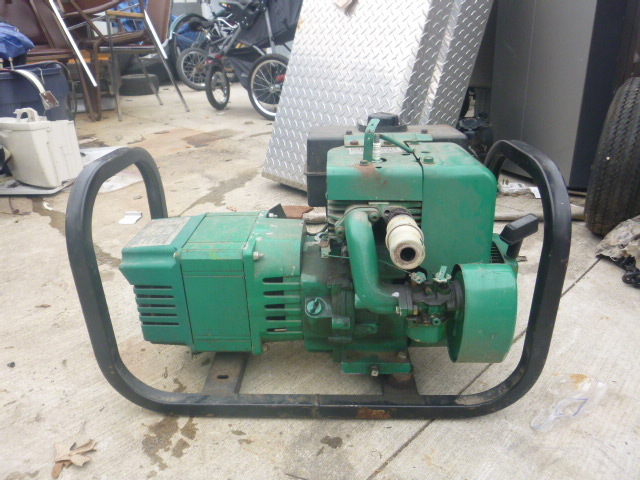 Maxa 4,000 Watt Generator