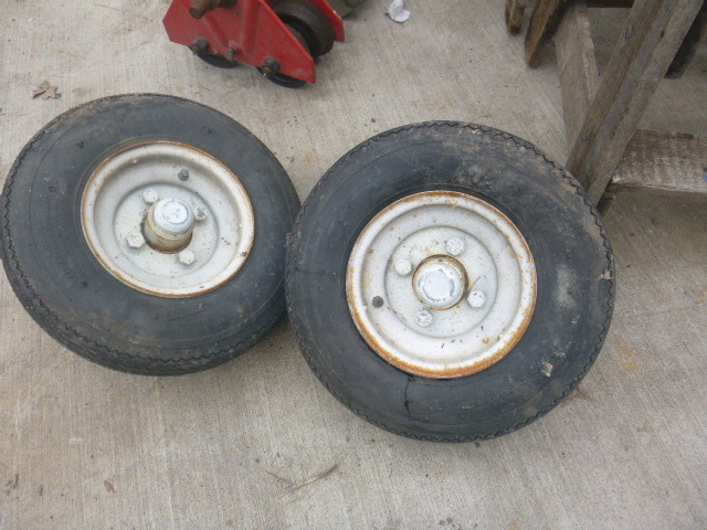2 Trailer Tires