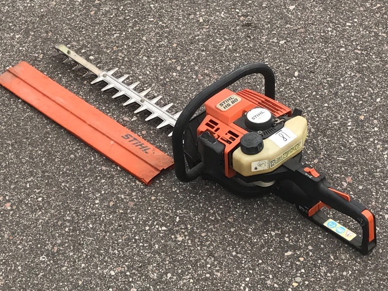 lot 18 image: Stihl Hedge Trimmer