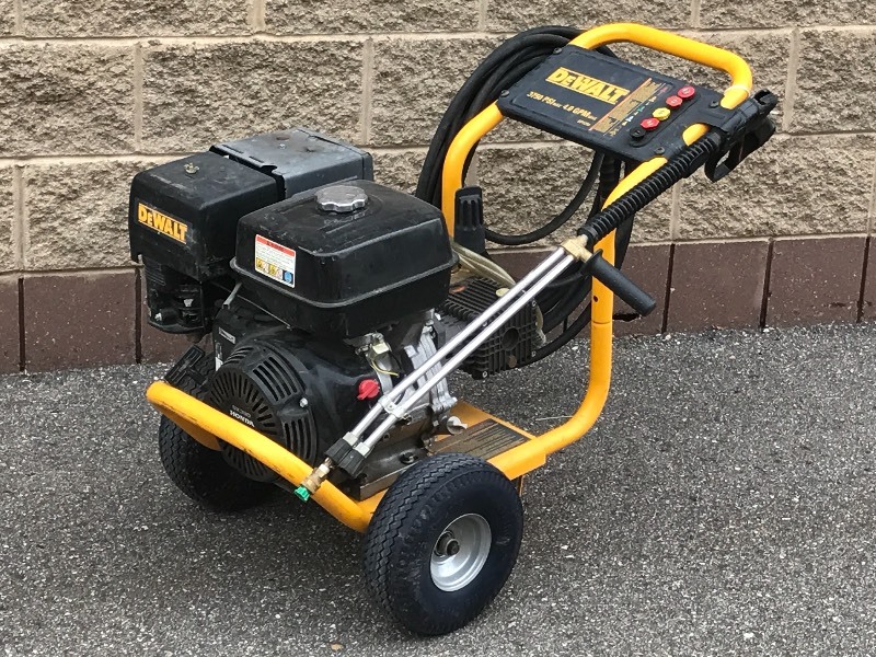 lot 7A image: DeWalt Pressure Washer
