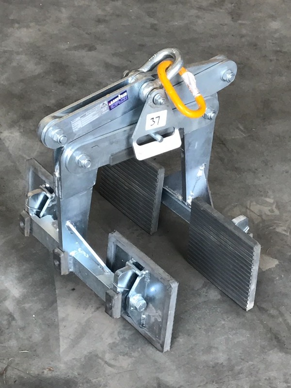 lot 37 image: Weha Granite Slab Picker