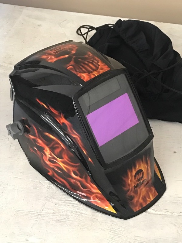 lot 59 image: Miller Welding Helmet