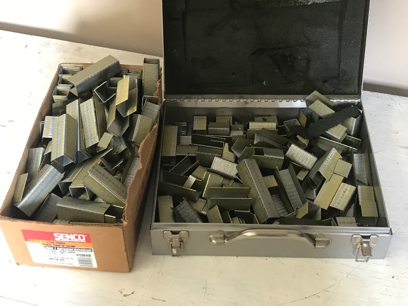 lot 88 image: Lot Of Senco Staples
