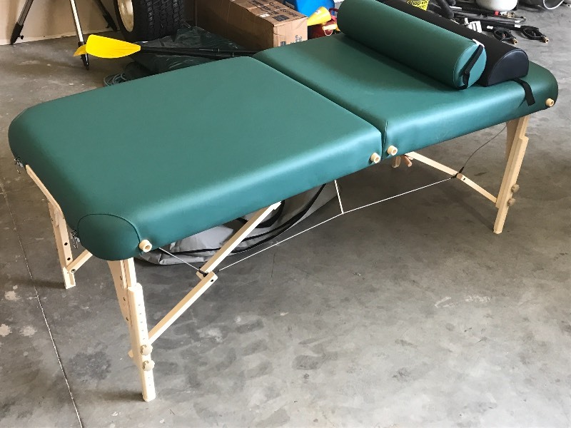 lot 116 image: New Massage Table