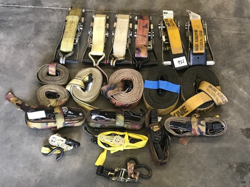 lot 156 image: Lot Of Ratchet Straps