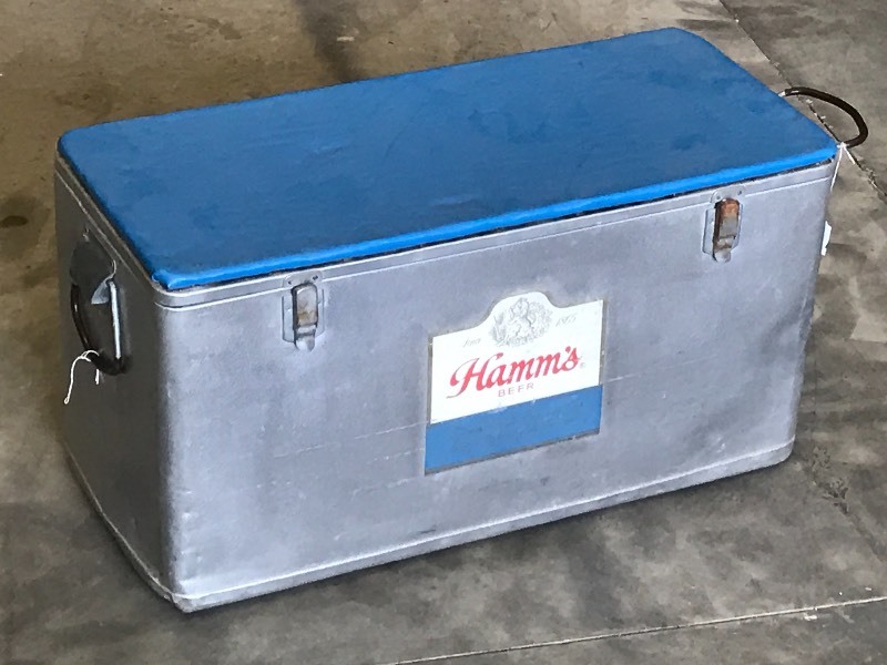 lot 167 image: Hamms Beer Cooler