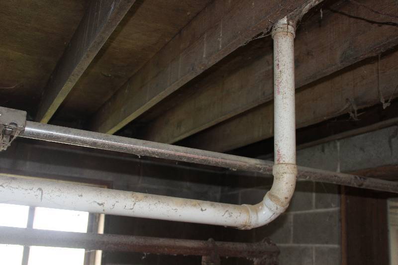 lot 27 image: Lot of (Approximately 60) Feet of PVC Pipe w Nipple Attachments