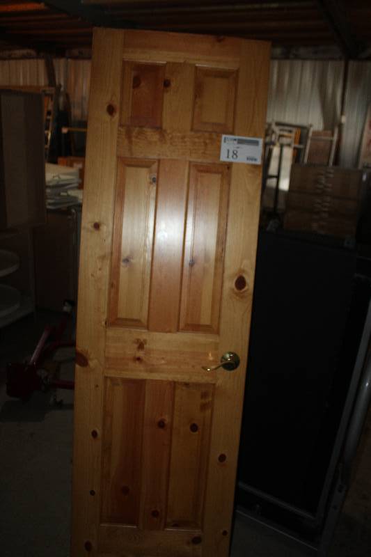 lot 18 image: Wood Interior 6-Panel Door w Hardware wo Frame
