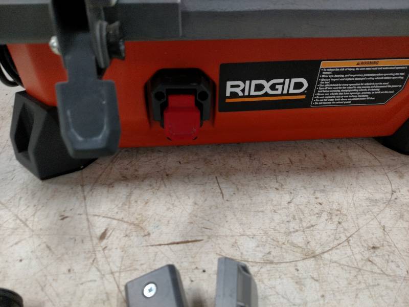lot 126 image: Ridgid R4020 7 Tile Saw Works...